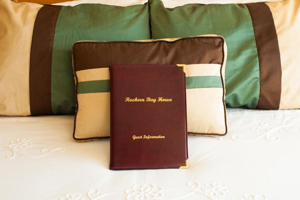 Rusheen Bay House 戈尔韦 客房 照片